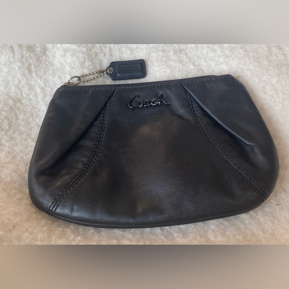 Vintage Coach Black Leather Wristlet - Picture 1 of 6